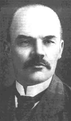 Vladimir Lenin, 1910